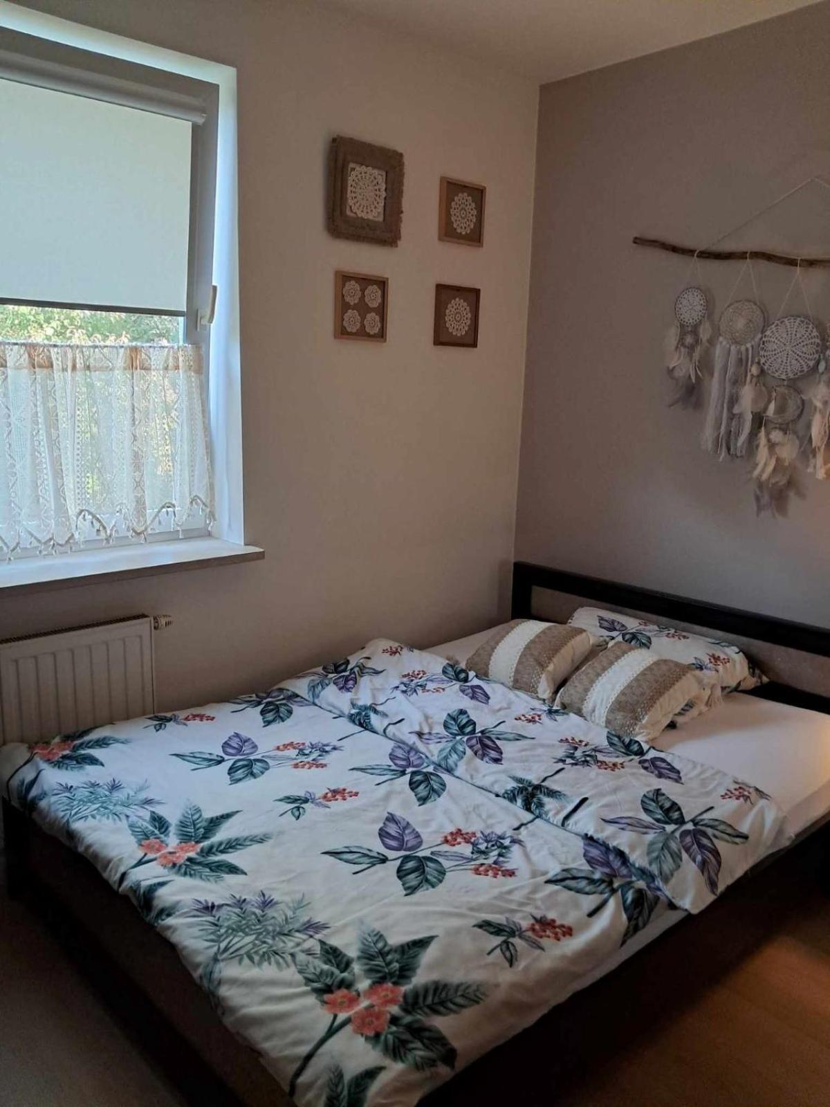 Apartament Julia 1-4 Os Parter Balkon Garaz Westerplatte キェルツェ エクステリア 写真