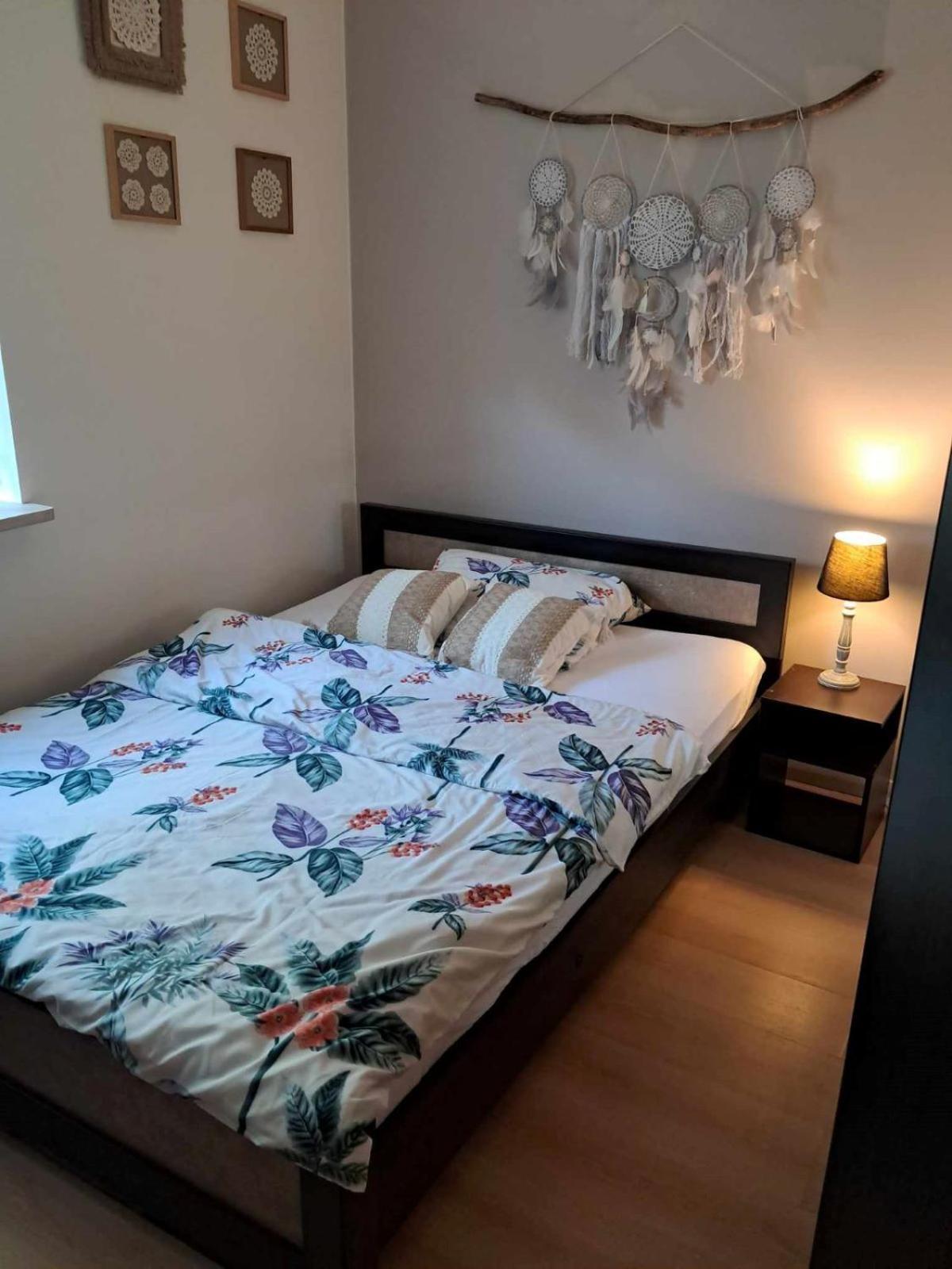 Apartament Julia 1-4 Os Parter Balkon Garaz Westerplatte キェルツェ エクステリア 写真